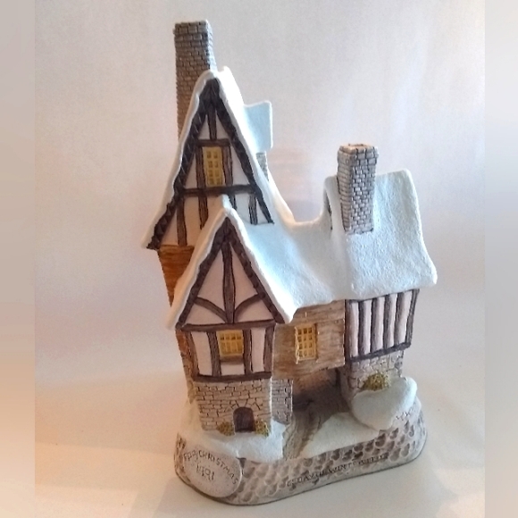 David Winter Special Christmas 1991 "Fred's Home" Artist Signed Ed - Picture 2 of 4